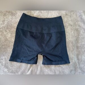 Alphalete Amplify shorts